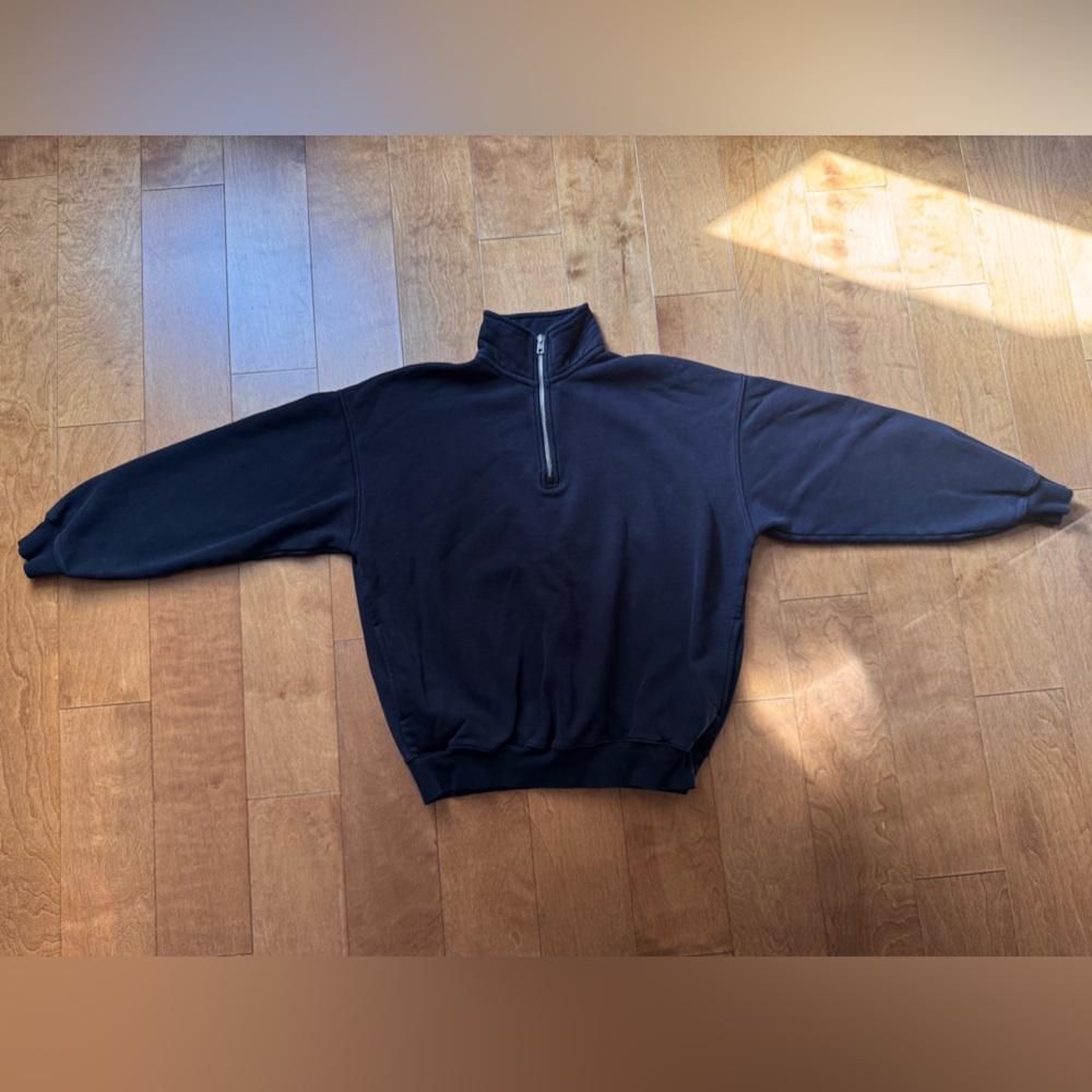 ARITZIA - TNA Cozy Fleece Mega Pullover in Black